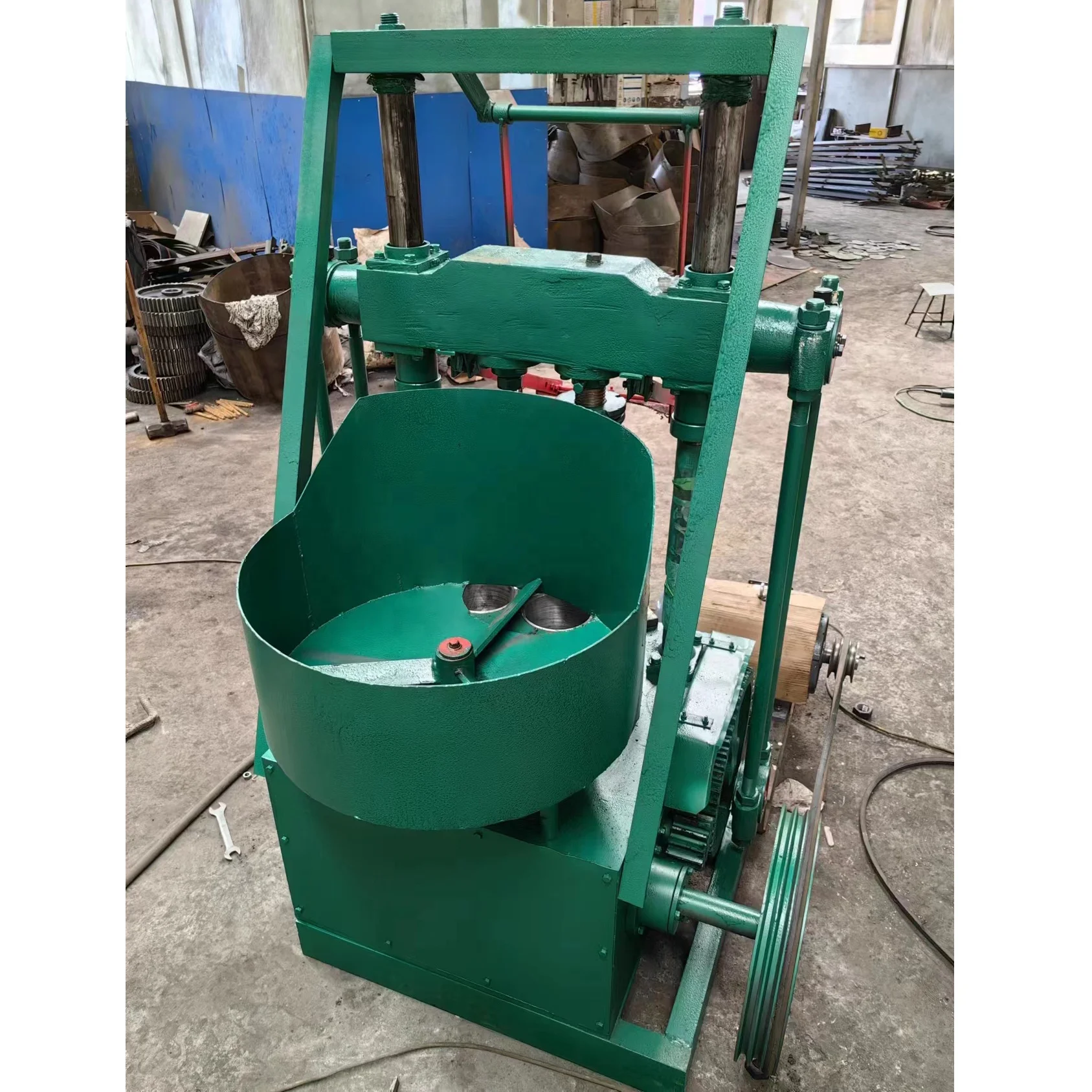 Coal Charcoal Honeycomb Briquette/Making/Press/Froming Machine