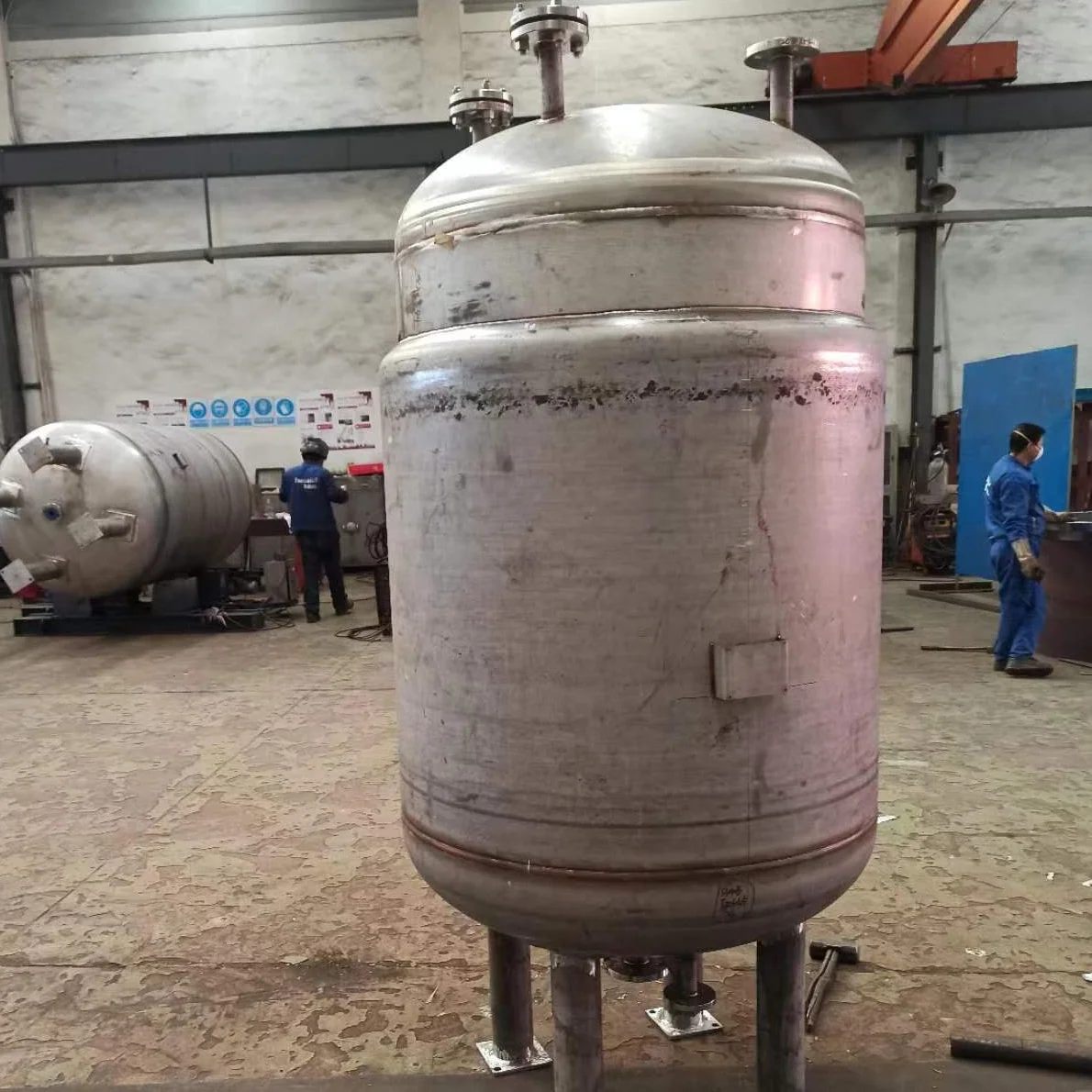 Customized stainless steel chemical storage equipment gas-liquid storage tank
