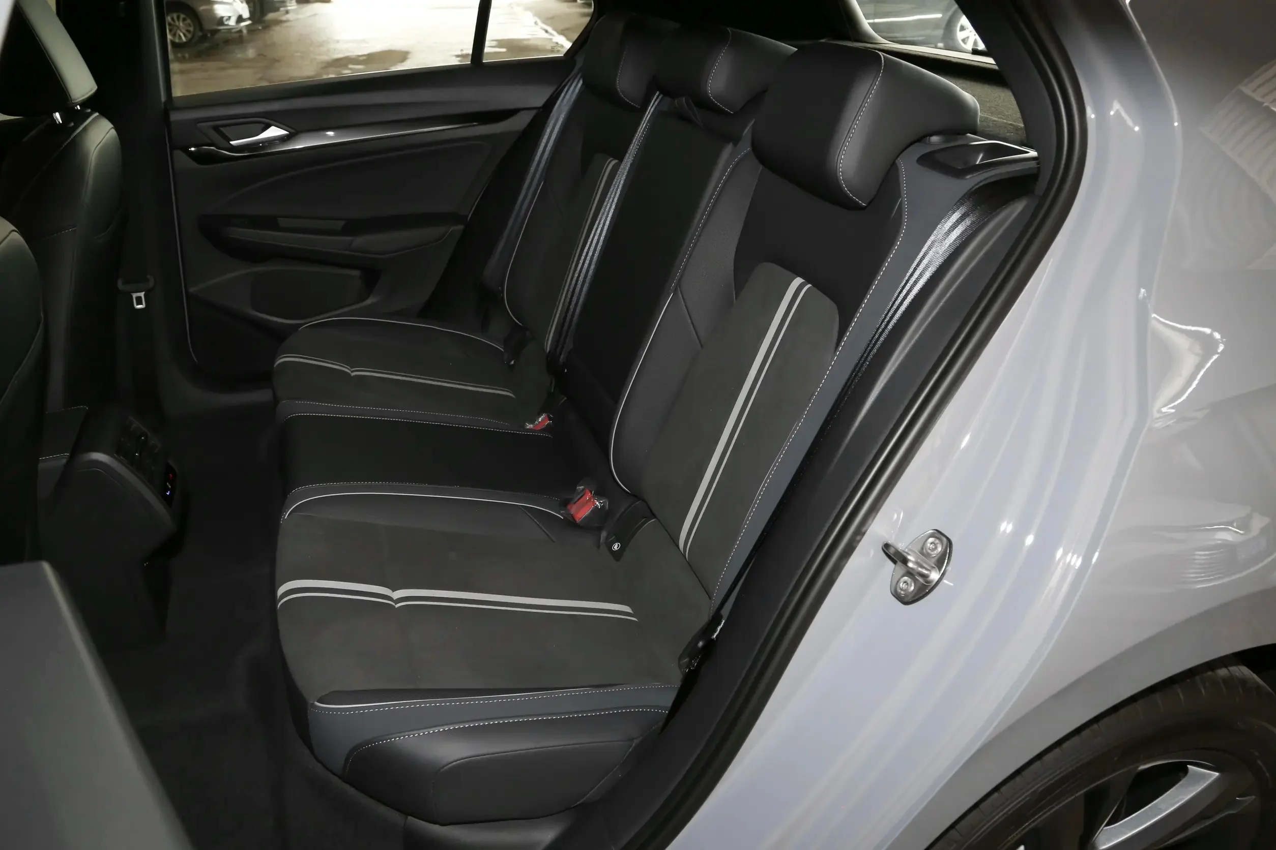 golf R-line VW Golf 280TSI DSG Pro R-Line Compact SUV Gasoline car 1.4T 150Hp L4 DCT Gearbox Fuel bank 51L r line Golf