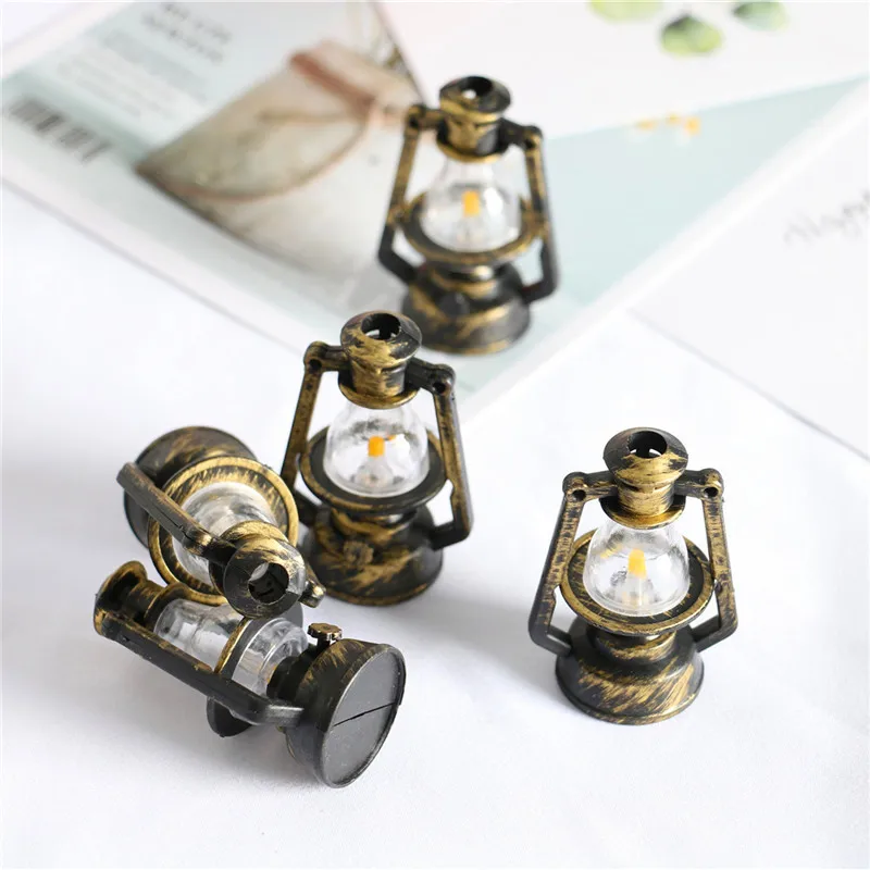 Miniature Food Toy Landscaping Shooting Props Accessories Decoration Retro Kerosene Lamp Diy Model Material Decoration