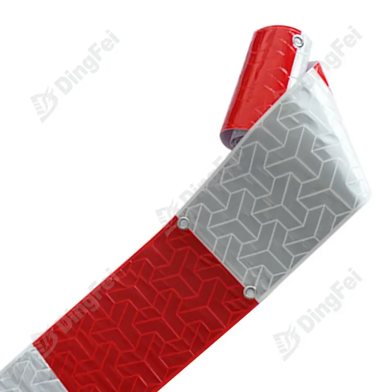Red and White Eyelets Security Fence Barriers Reflective Strip For Fencing Barriers
