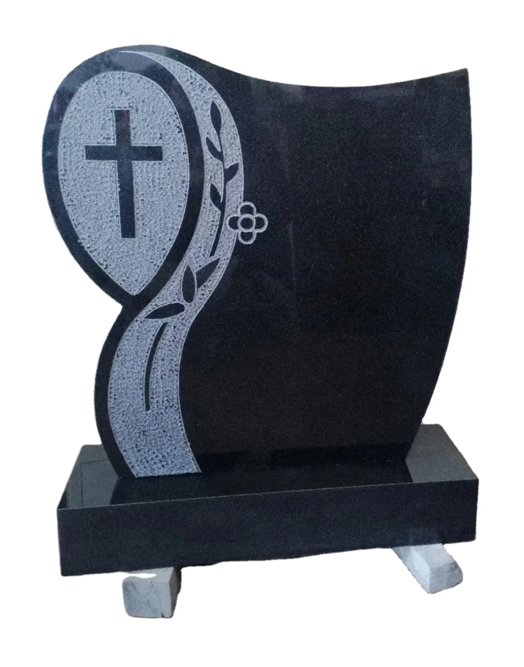 Высокая скорость обратного выкупа традиционные культурные элементы возвращаются в природную среду гармоничные гранитные надгробия