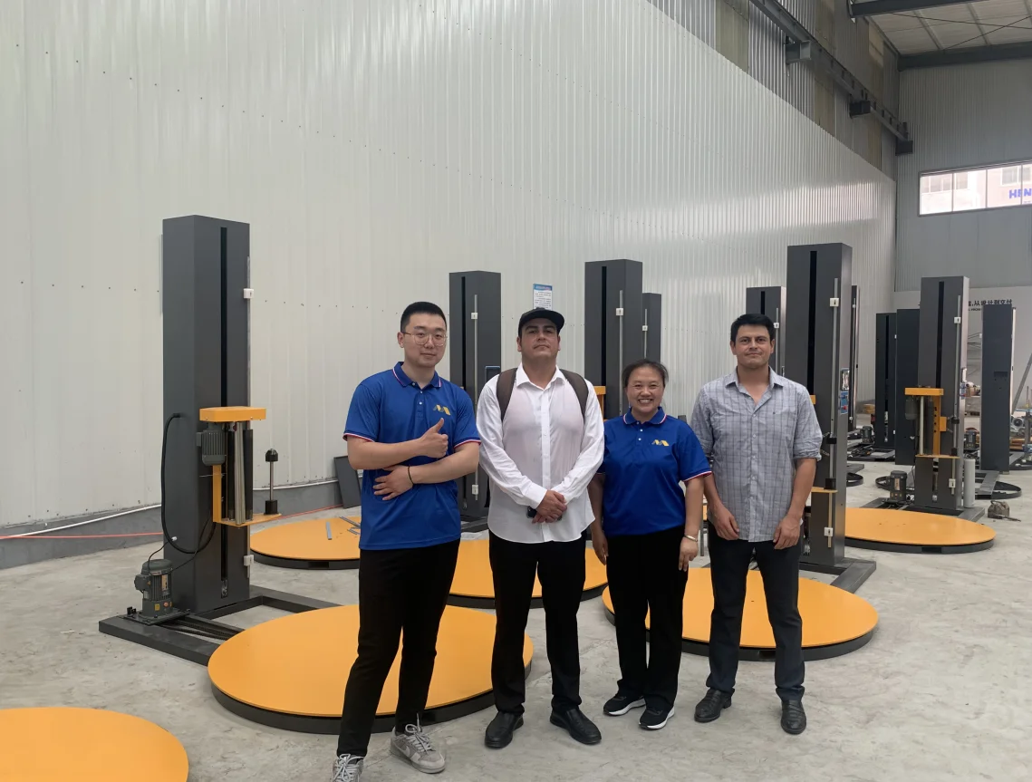 Robot Stacker Drums Low Price High Speed Automatic Robot Palletizer Electric Packaging Line