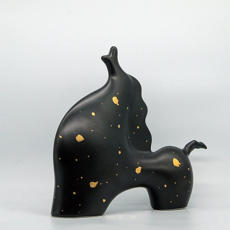 
THE SHOUTER Chinese Desktop Porcelain Ornament Contemporary Home Decor Ceramic Herding Horse Handmade Figurines 