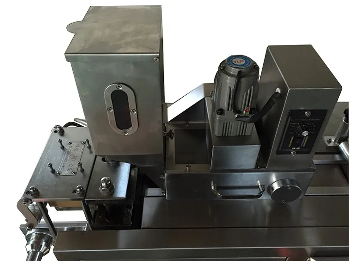 DPP-150 Flat Type Alu PVC and Alu  Alu Blister packaging machine and Cod-liver oil liquid packaging machine