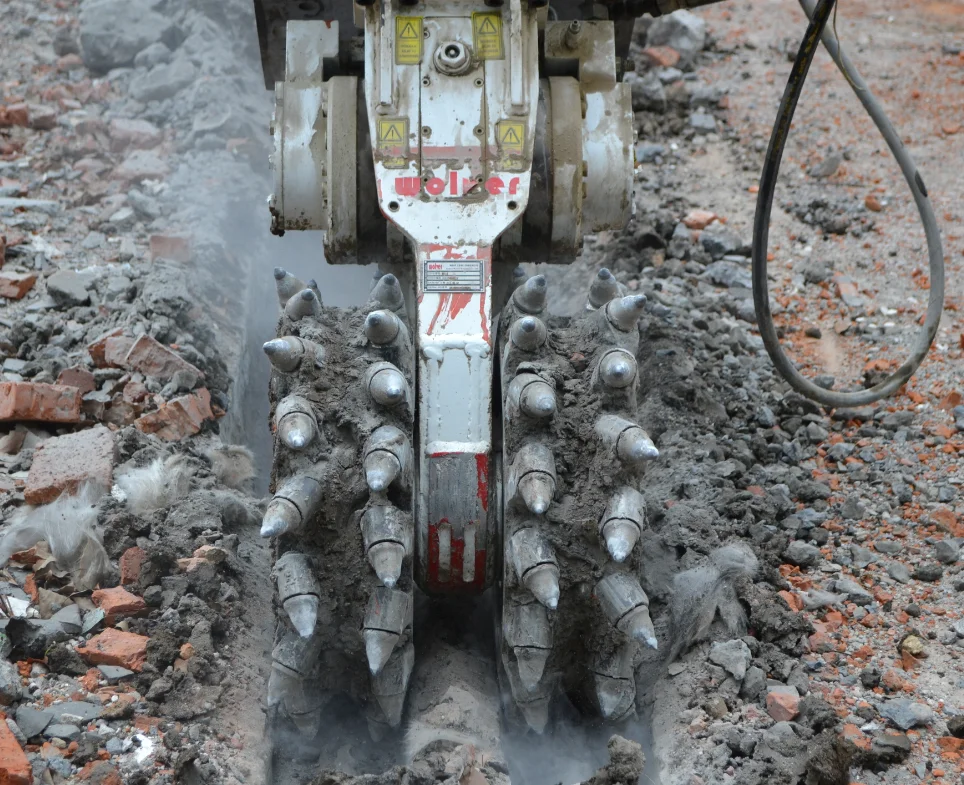 In Stock Excavator Parts For Milling and Breaking Horizontal Milling Machine BT40 Transverse Drum Cutter