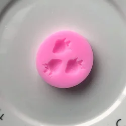 Saffron Strawberry cake fondant silicone mold Chinese Manufacture factory price strawberry silicone beads maker