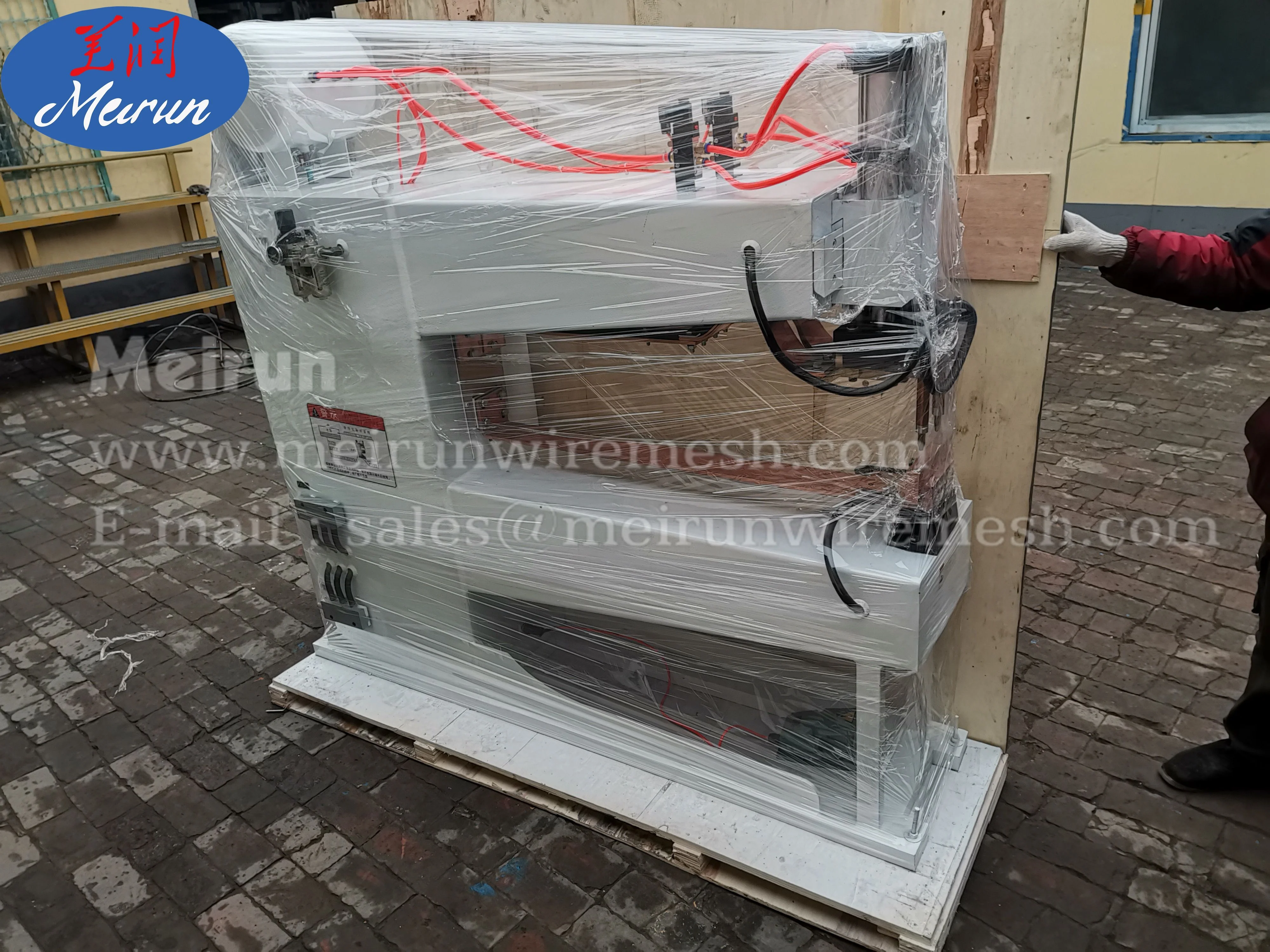 stainless steel wire mesh spot welding machine