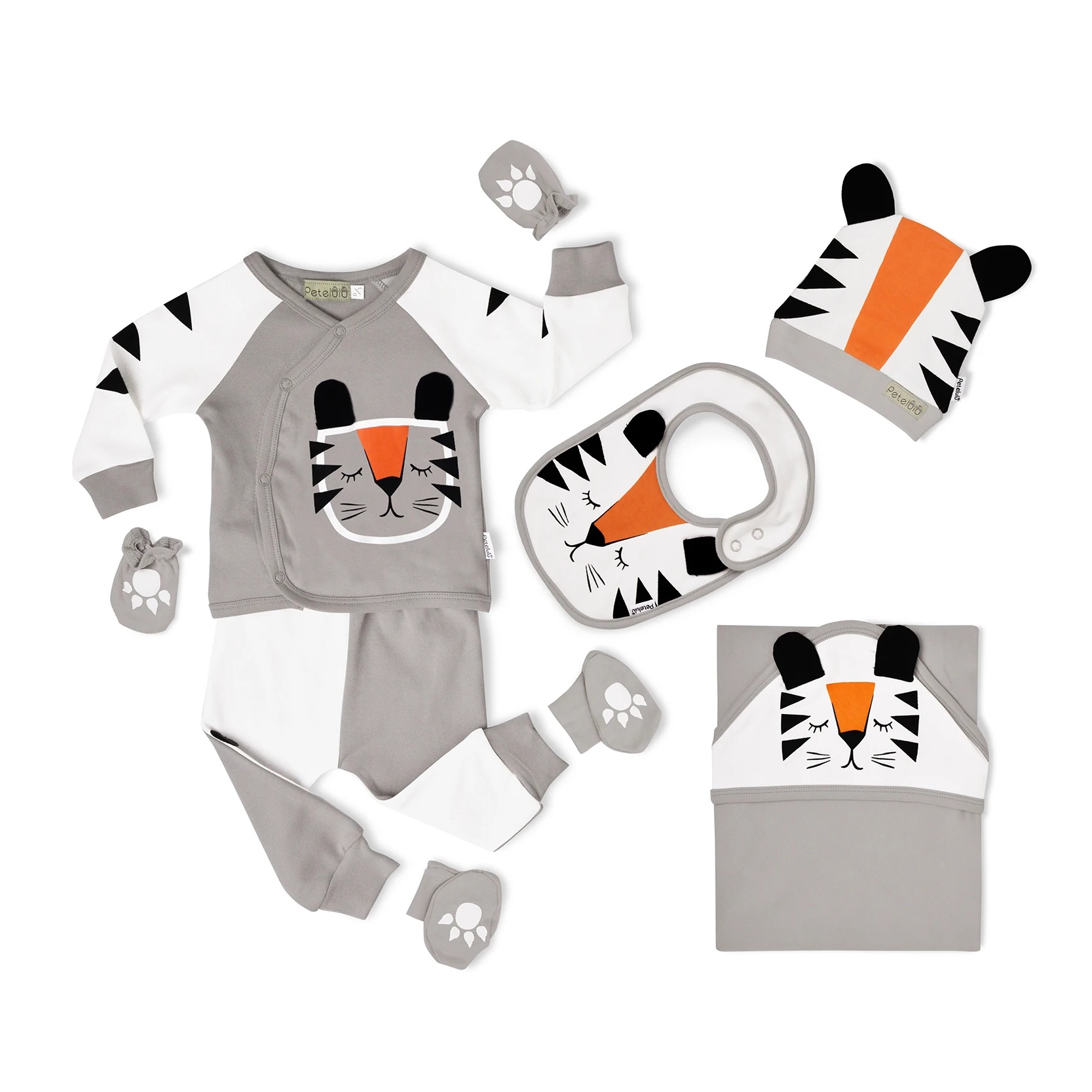 Guangzhou Cuty Flower 140 Gram Combed Cotton 1 Month Baby Clothing Gift Sets