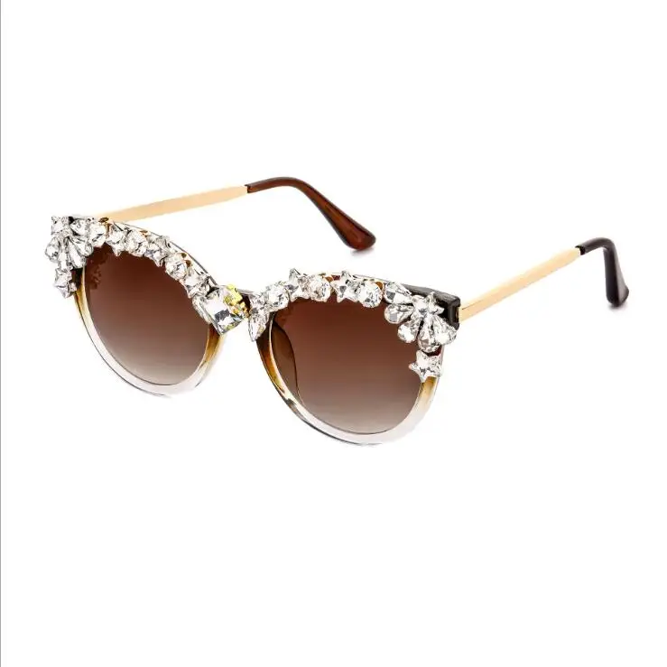 
Wholesale New Fashion Women Rhinestone Decorative Cat Eye Sunglasses Female Vintage Mirror Sunglasses for girls 100% UV400 