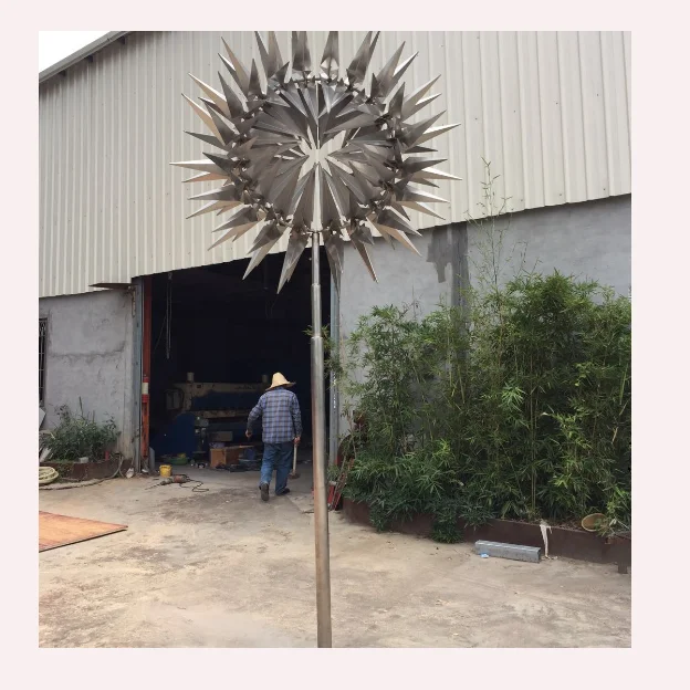 Наружная декоративная ветровая скульптура из нержавеющей стали кинетическая