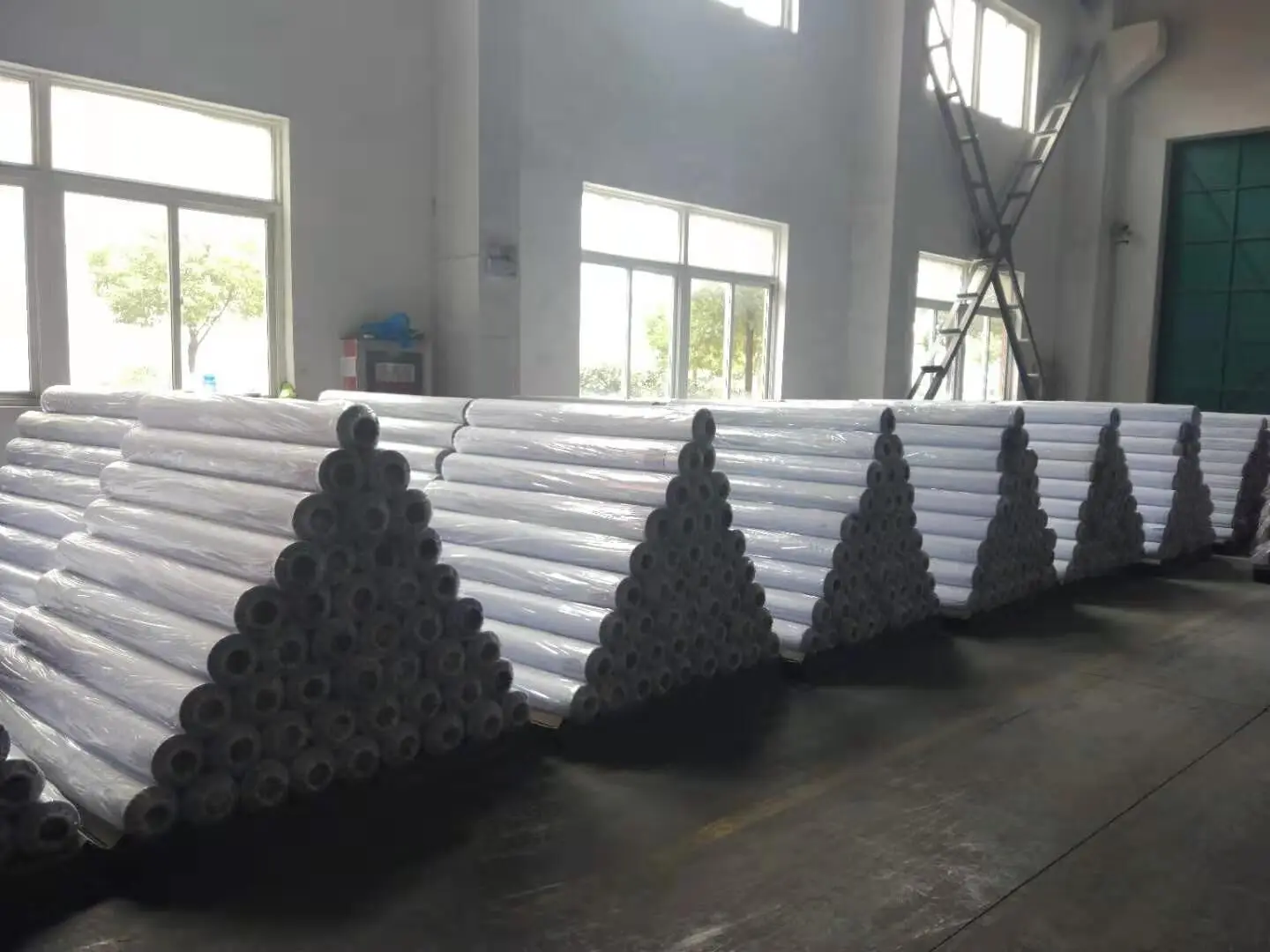 Лидер продаж 0 13 мм Обычная Прозрачная мягкая пластиковая ПВХ рулонная упаковка пленка для изготовления мешков