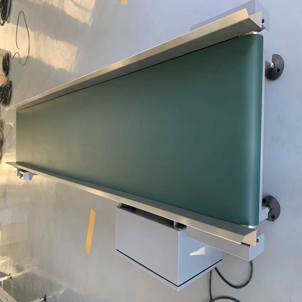 Food Grade High Temperature PU Belt Conveyor For Injection Machine Dropping