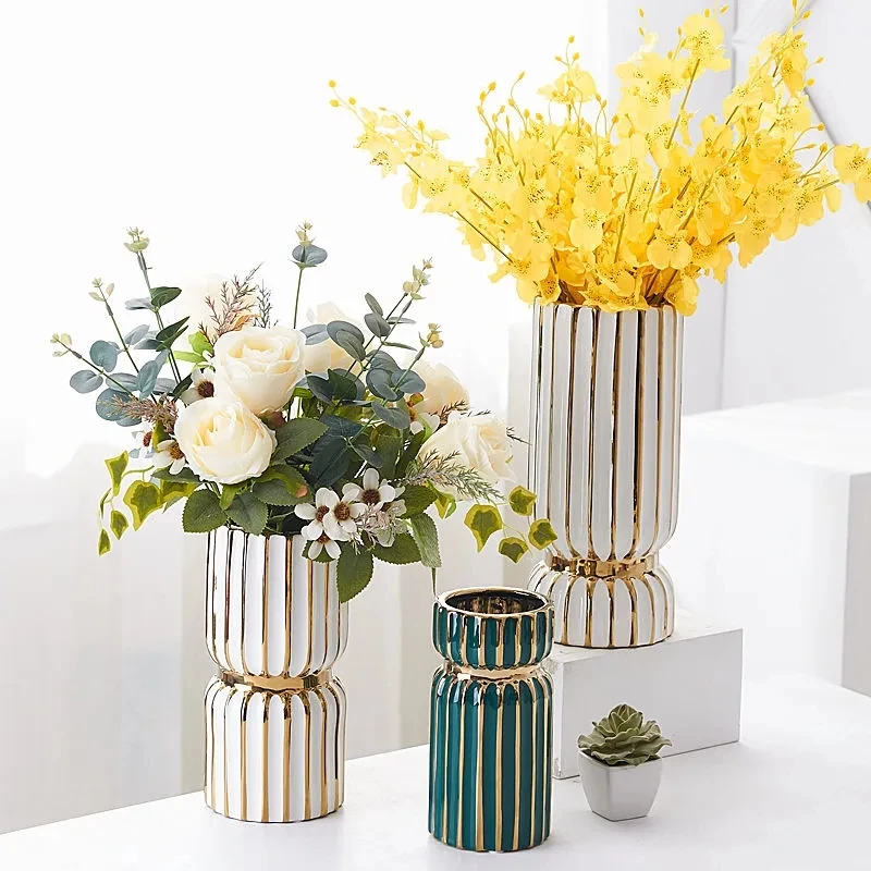 Table decoration modern nordic luxurious glossy green white and gold wedding home decor flower vase for sale