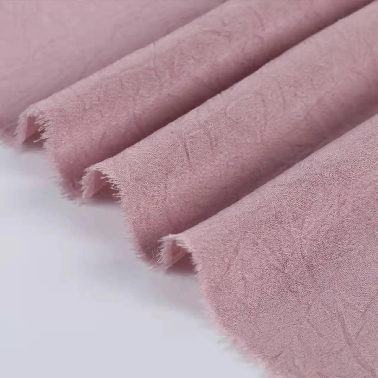 fashionable clothes dubai hijab abaya material solid dyed wrinkle fabric for garment