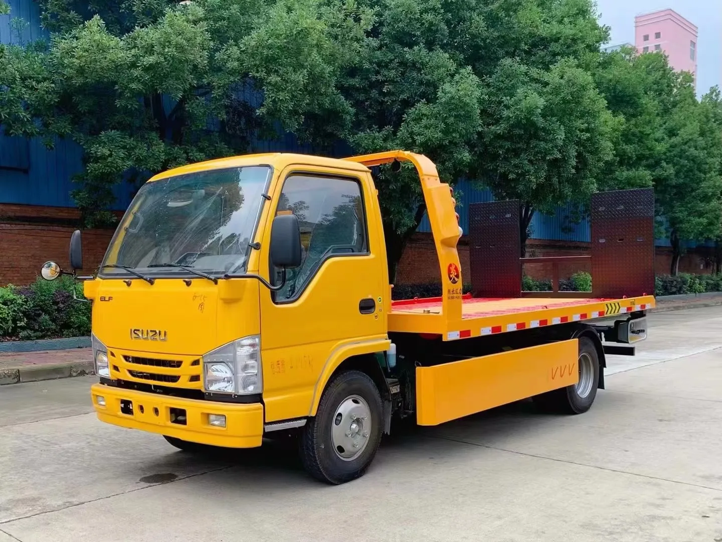 ISUZU  100P 4X2 Flatbed wrecker tow truck 4 Ton highway Road Emergency Rescue tow truck & wreckerk for Car Towing