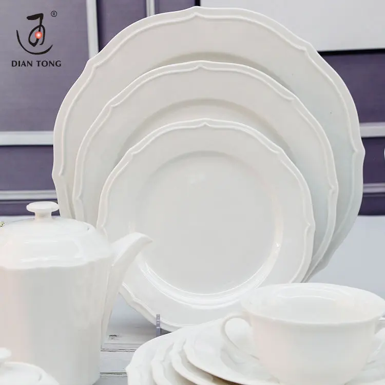 Wholesale Custom Catering Decor Round Serving Dishes White Porcelain Plates Sets Dinnerware Ceramic Dinner Plate For Restaurant