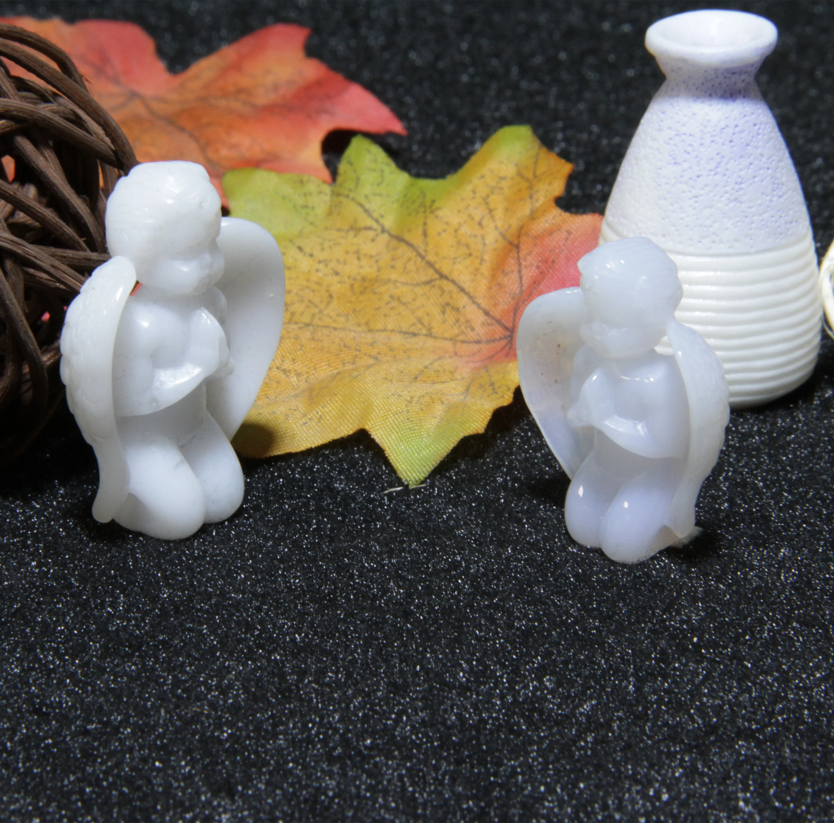 Bulk Wholesale Gemstone Angel Folk Crafts Natural Carved Crystal Angel healing crystal and stones gift set for mother day gift