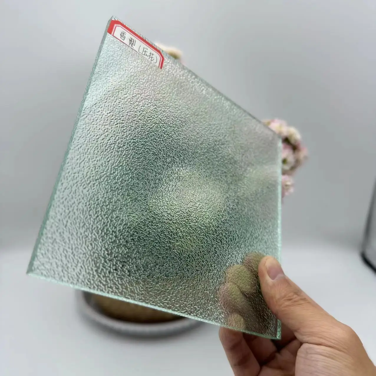 3mm,4mm,5mm,8mm super clear frosted patterned glass figured glass tempered grade wave mistlite karatachi cystle nashiji flora