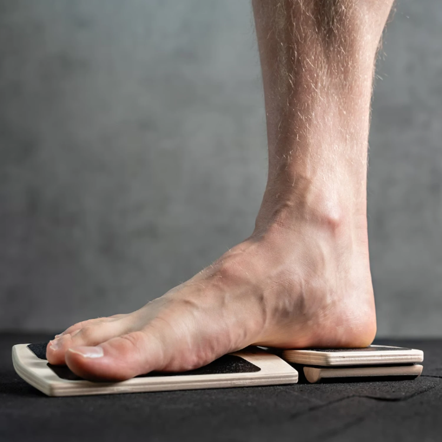 Wooden Foot Exerciser Training Board for Knees Ankle Wooden Slant & Balance Board Heel Feet Leg