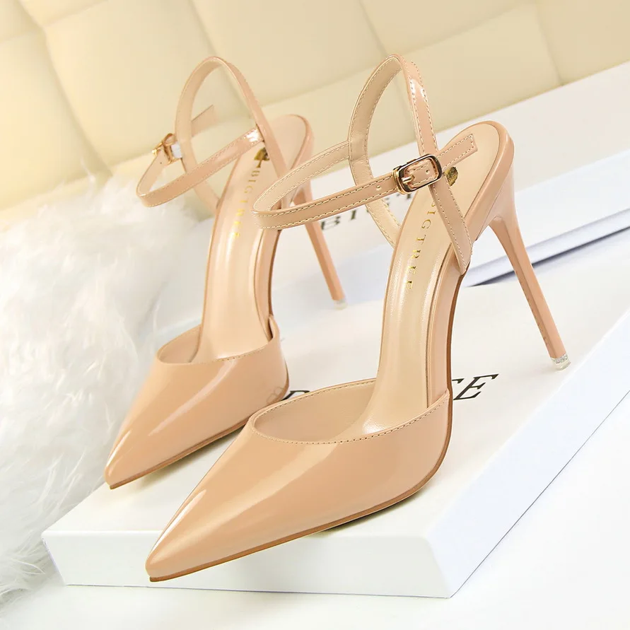 New Products Big Size Pointed Sexy Girl Party Shoes Europe Fasion Women Shoes Lady Shoes