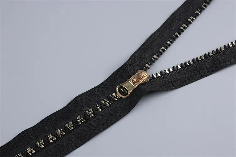 Top Quality 5# Dual Waterproof Resin Zipper Making Machine For Textile Bag Garment