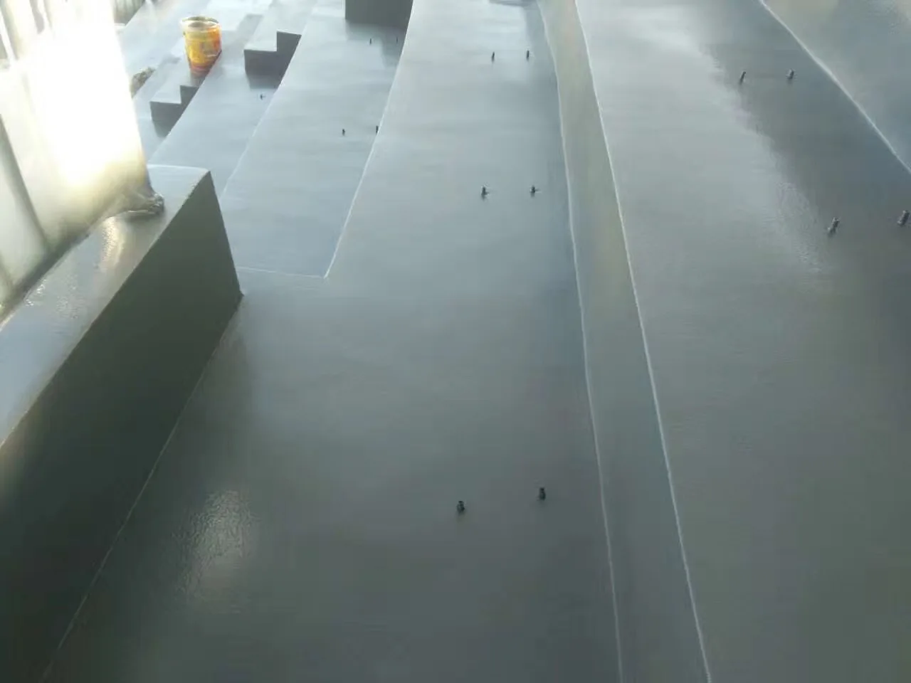 Anti-rust steel durable polyurea coating Spray polyurea for waterproof of stadium stands