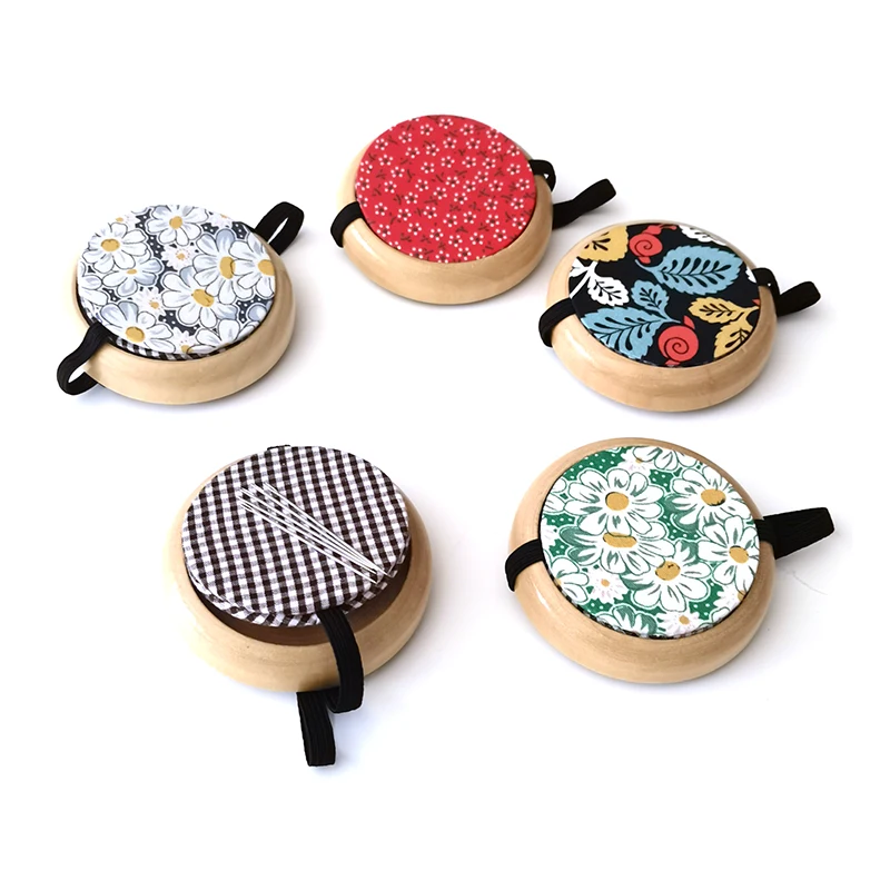 Free shipping Wooden base  Pin Cushion needle sucker magnet Sewing Accessory Elastic Wrist Belt magnetic handmade  E1152