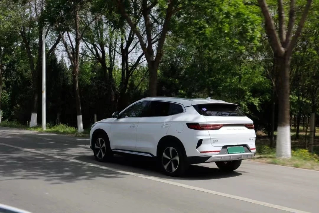 2025 BYD Song плюс флагманский электрический внедорожник Новый крутой компактный eev 605 км дальний радиус действия 520 автомобиль на выносливость 4x4 чемпионский запас