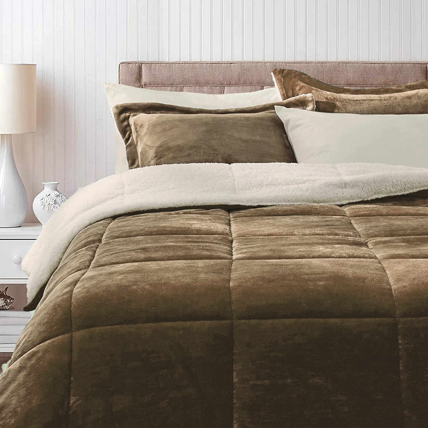 Home Coverlet  Quilted Plaid Flannel velvet Patchwork Quilt