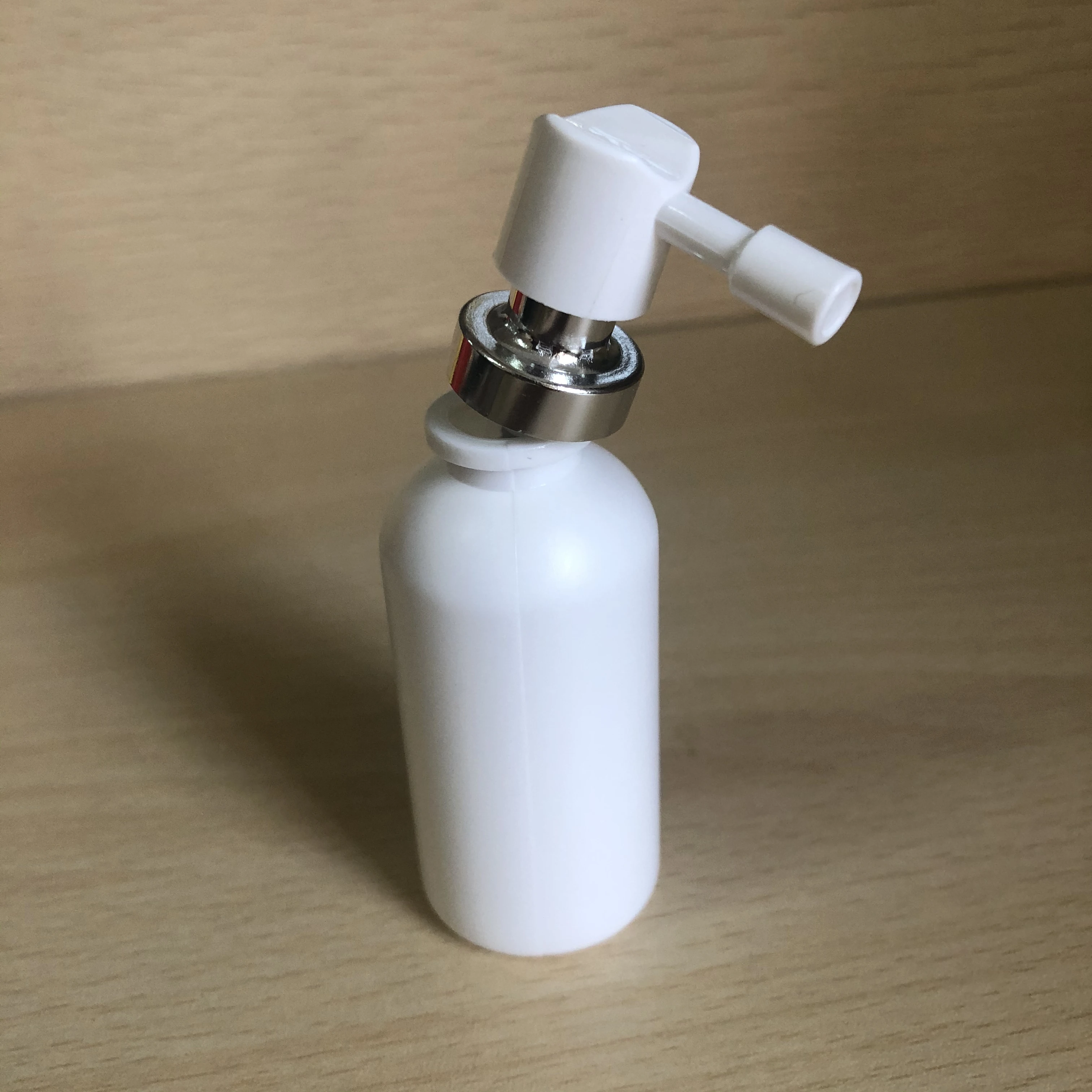 Nasal spray bottle 30ml 10ml 15ml 20ml HDPE Empty White Oral Nasal Throat Mist Spray Bottle for Pharmaceutical Packaging