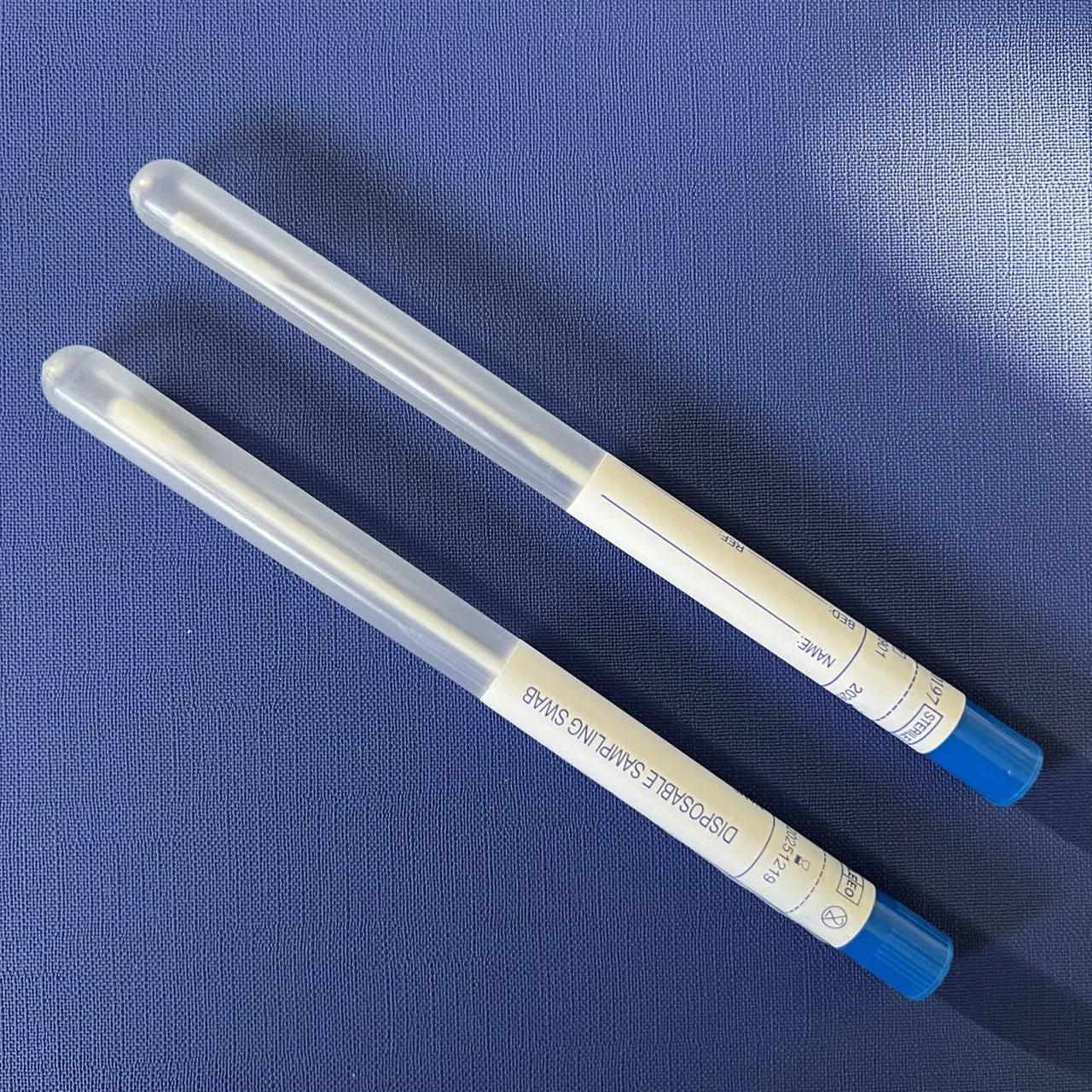 Directly supplied by the manufacturer Individually Wrapped Free Sample Nylon Flocked Swabs Medical Sterile Throat Transport Swab