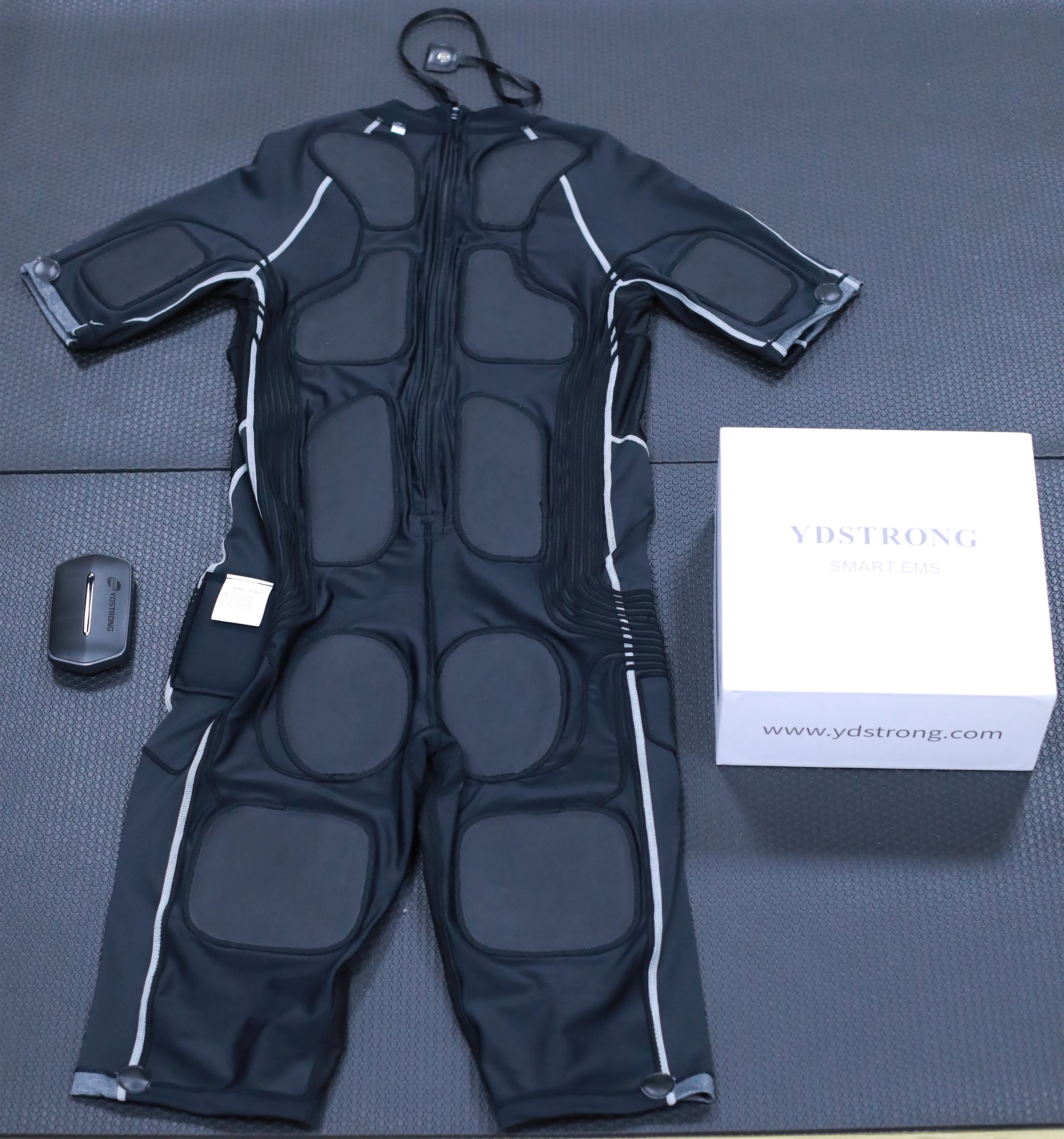 ems electro muscle stimulation xbody ems fitness