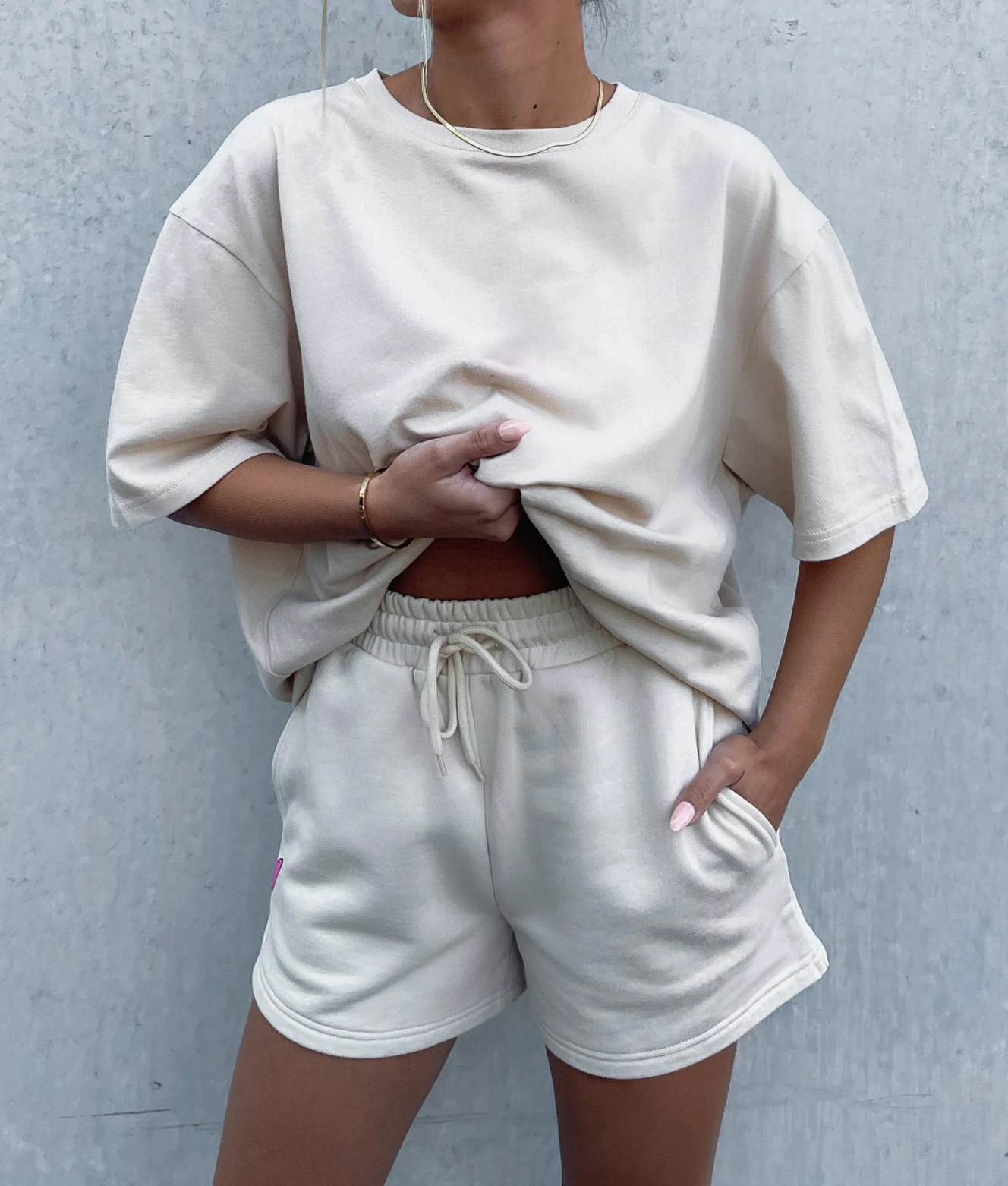 2022 Custom Women Casual Clothing Manufacturer Summer Women Short Lounge Set Oversize T Shirt Jogger Shorts Set