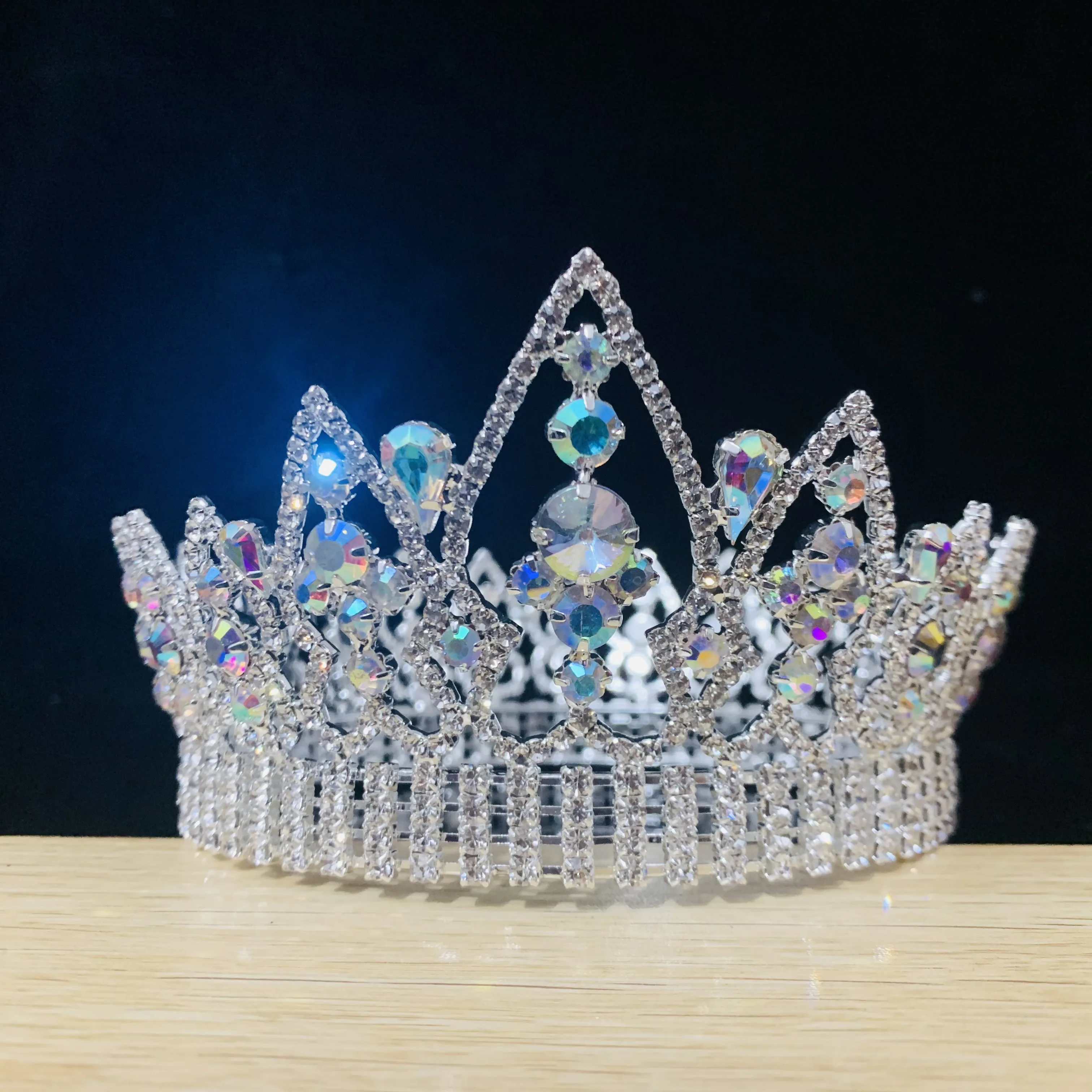 Wholesale Customized Pageant Rhinestone Fully Round Crystal Beauty Crowns