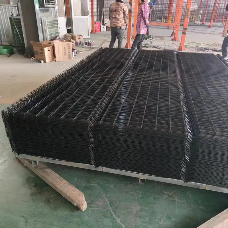 Заводская цена ПВХ покрытием 3D Изогнутая сетка 50*200 сварная проволочная ограда металлический каркас для использования на ферме