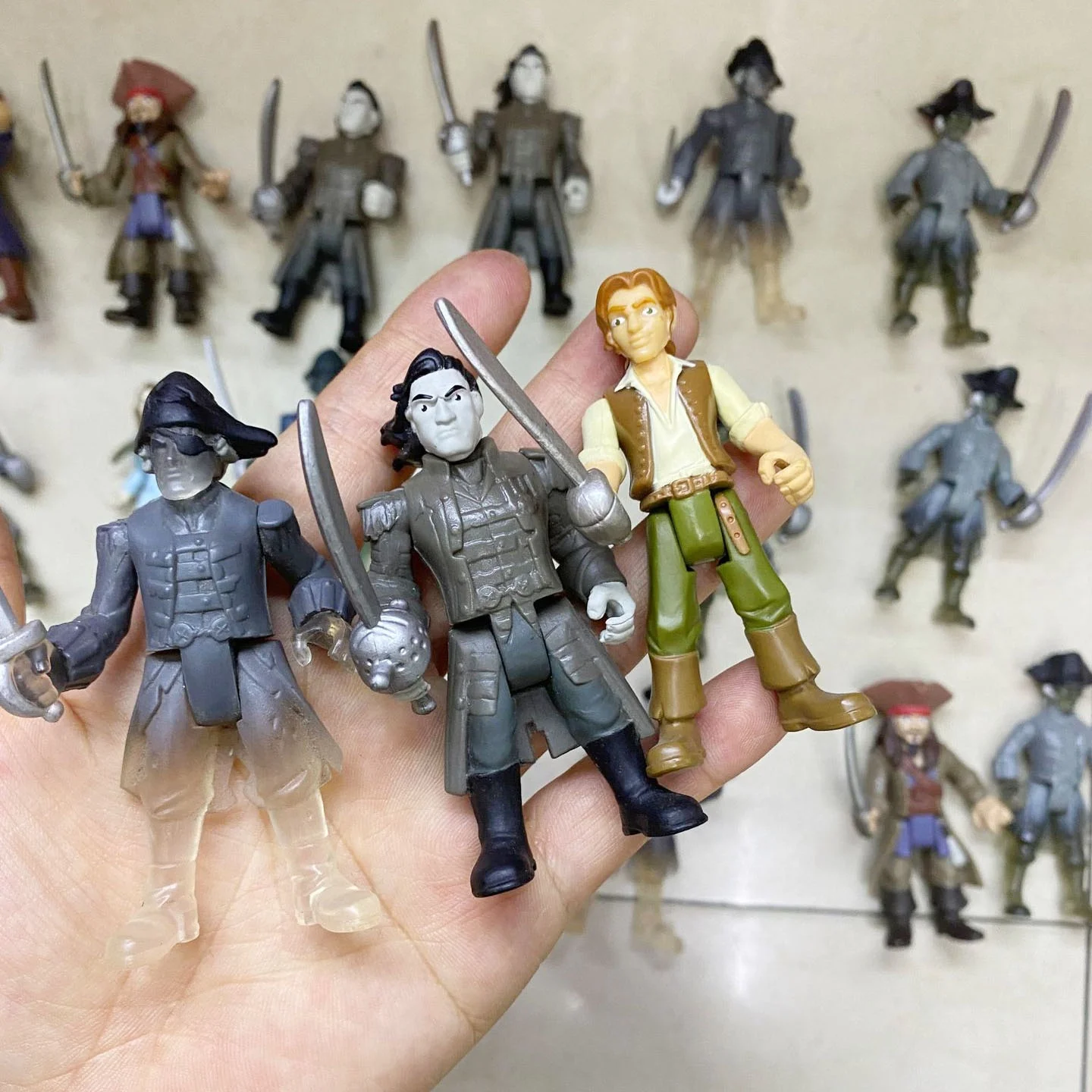 Mini Kids Toy Action Figurine Ornaments Human Anime Plastic Doll Decor Pirate Figure