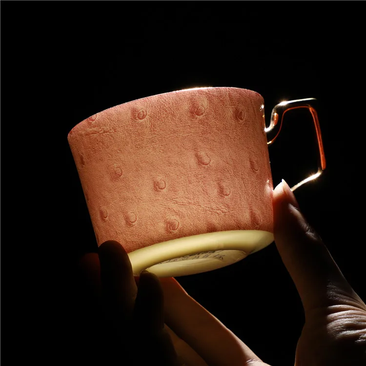 Low MOQ pink color gold rimmed cappuccino coffee cups / wedding cup saucer set