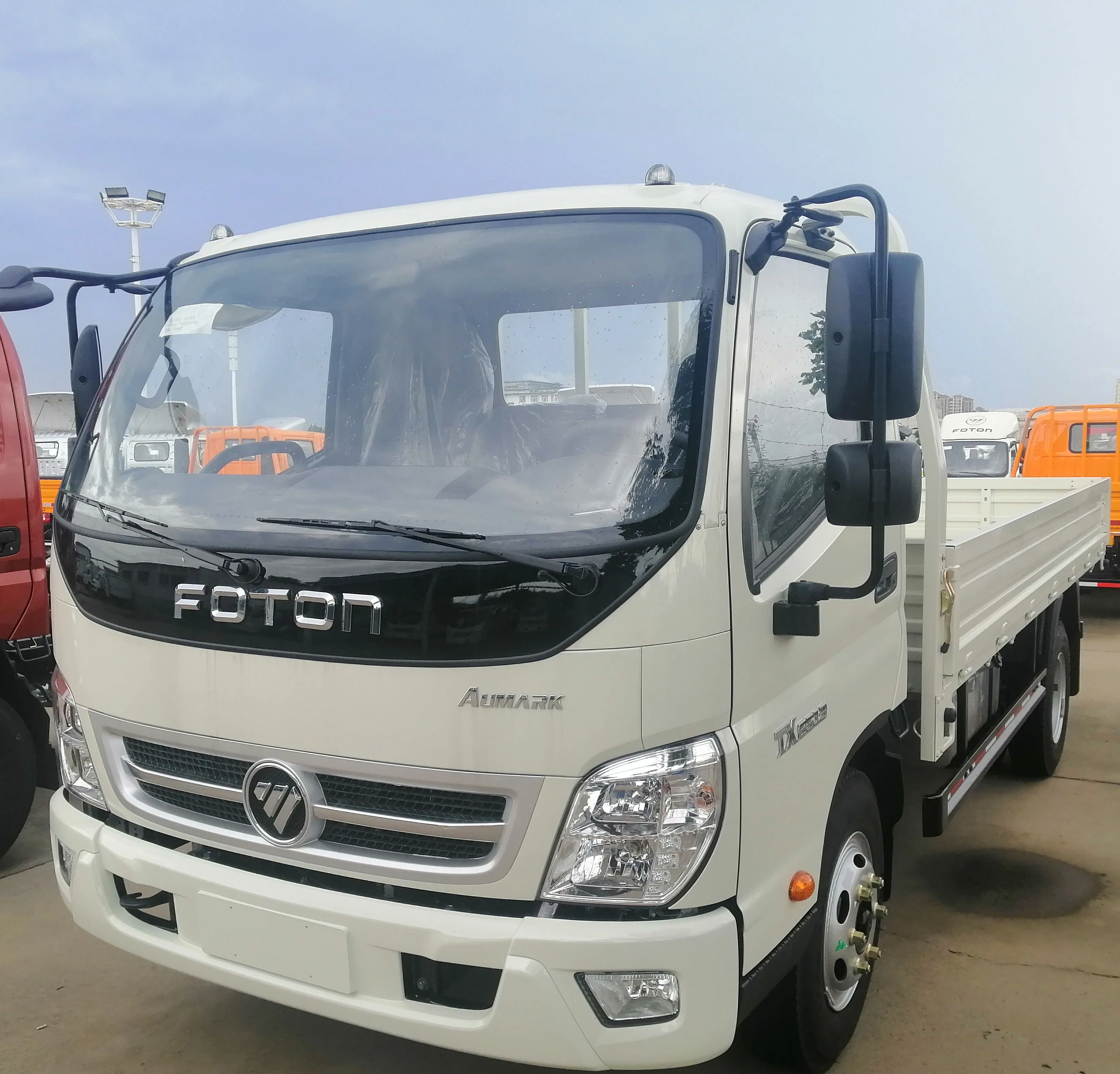 Распродажа высокое качество Китай Foton метро 6 0 т однокабина 4*2 световой короб фургон