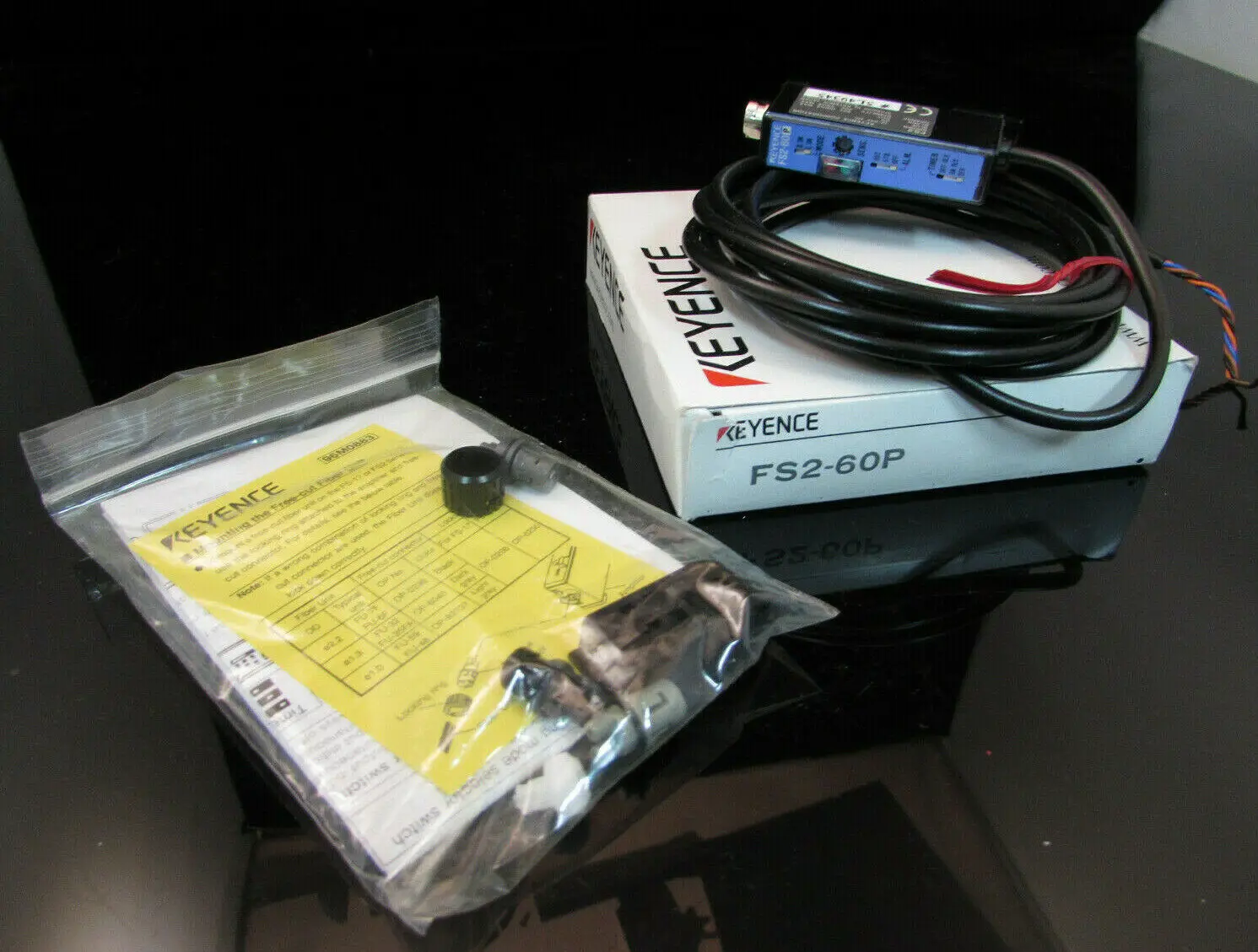 Keyence Fiber-optic Sensor FU-77