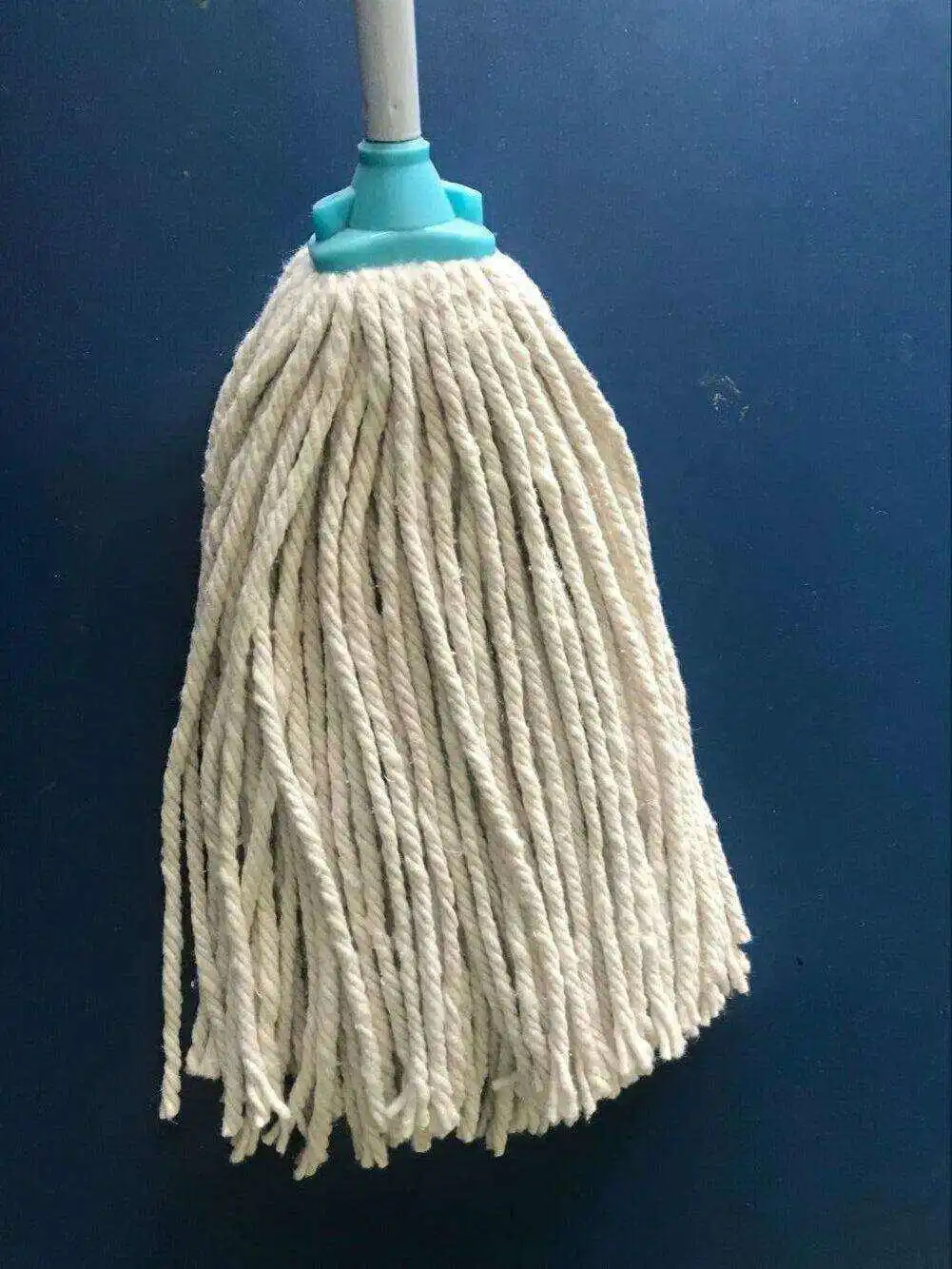 China Factory Making Machine Mop With Wood Mop Stick Round Cotton Mop With Wooden Handle