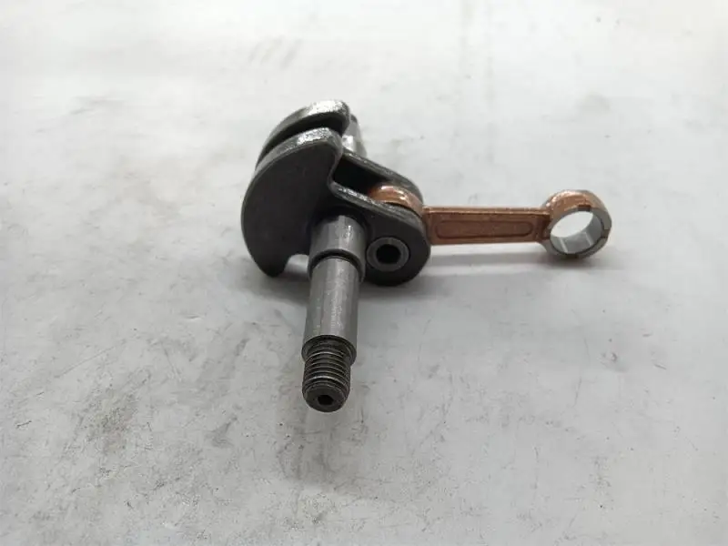 UM High Quality CS5200 Crankshaft Chainsaw Crankshaft Engine Parts Crankshafts