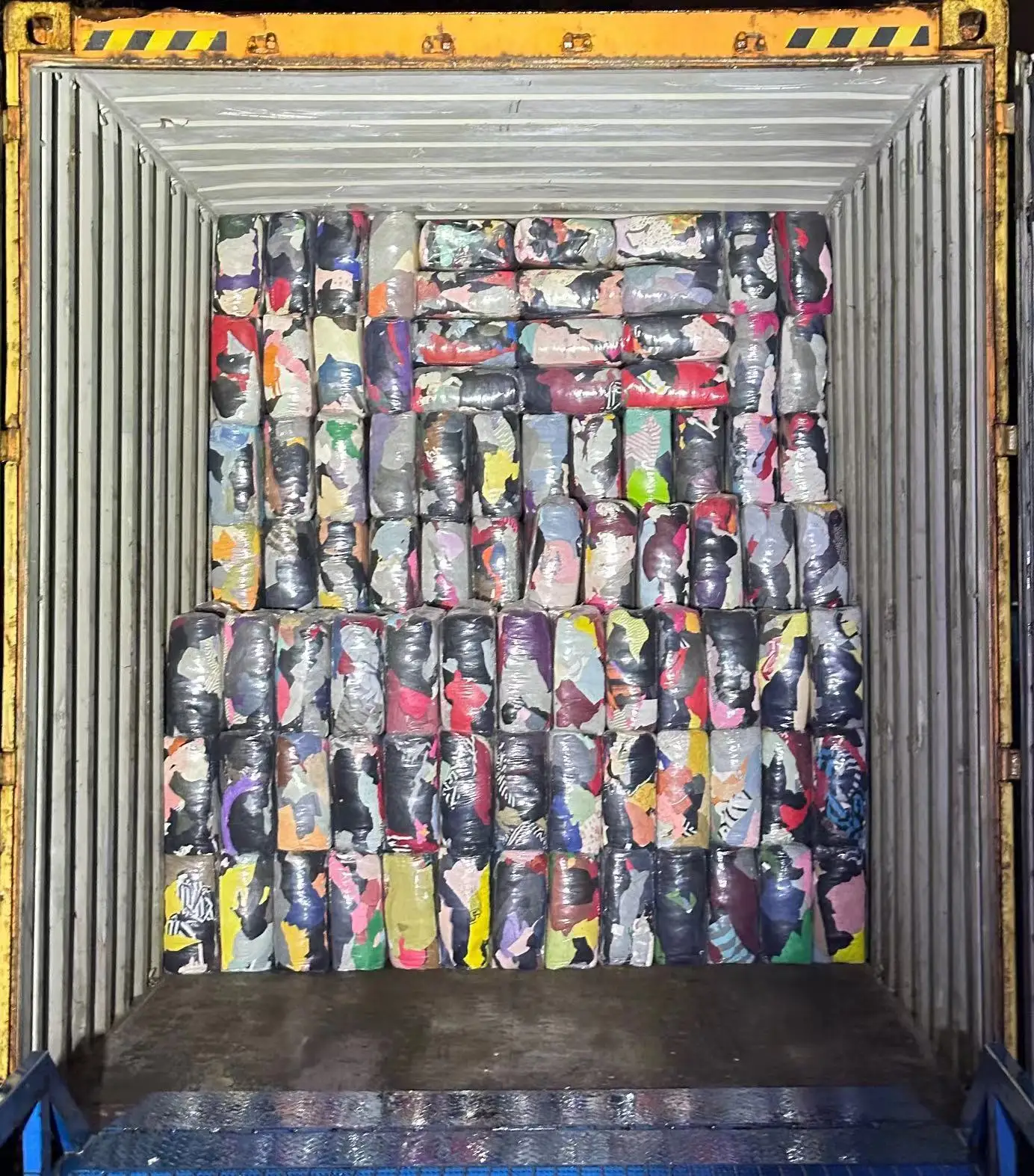 Industrial Wiping Cotton Rag Used Second-Hand Clothes Textile Waste Recycling Dark Colored T-shirt 100% Cotton Rags for Cleaning