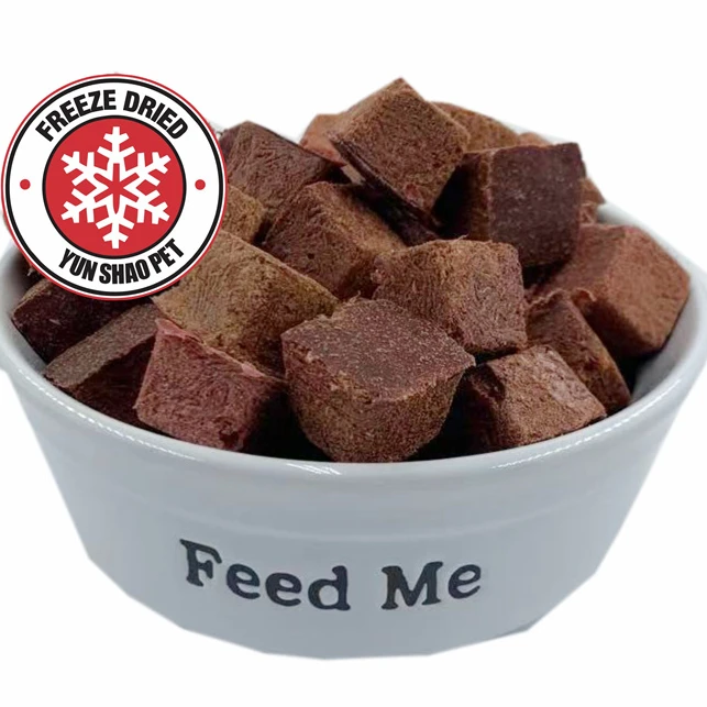 Top selling pet food pet supplies OEM box dog food freeze dried meal strawberry flavor