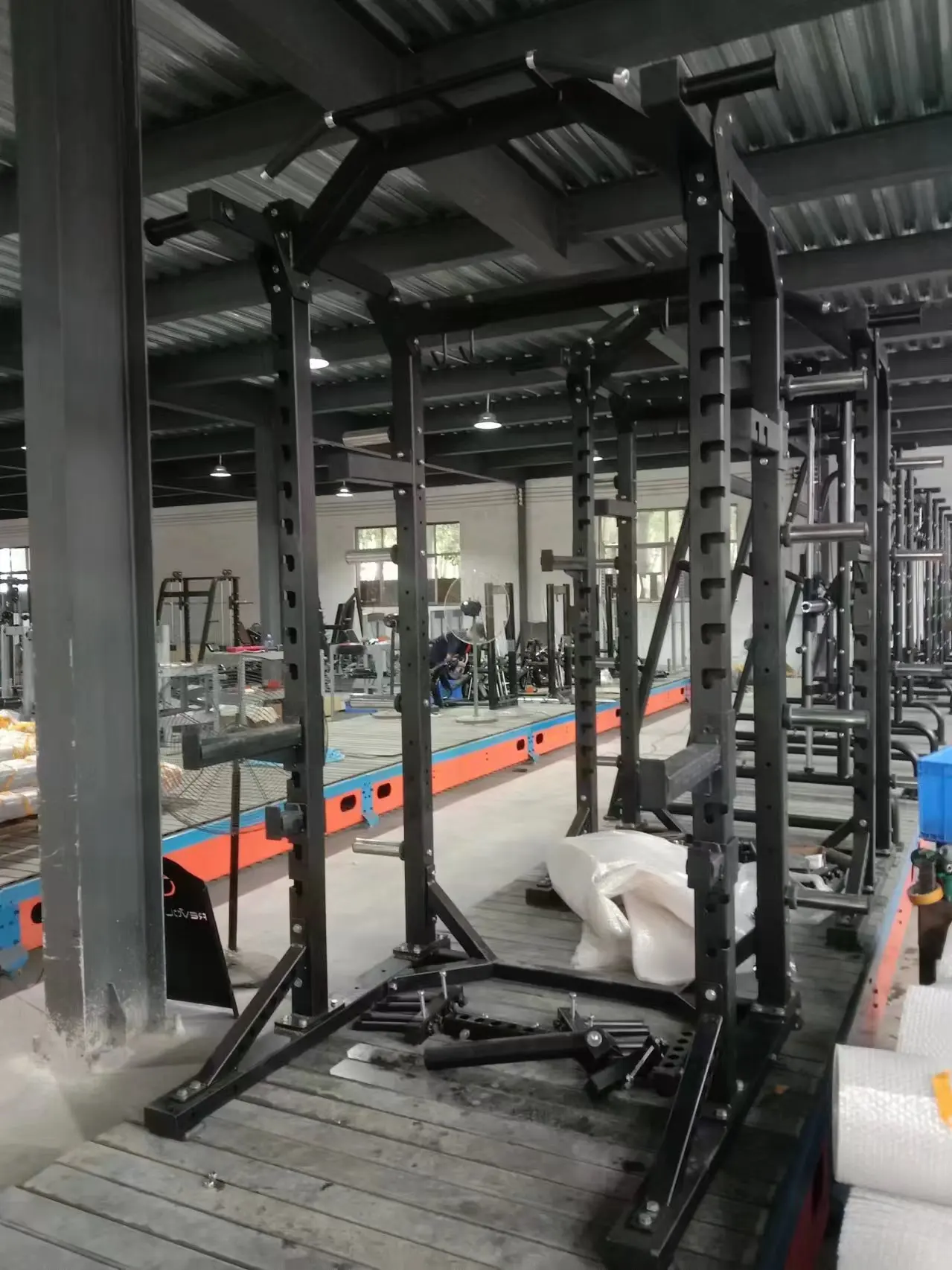 Commercial Fitness Gym Equipment Power Half Squat Rack Black Customized Steel Logo Packing Color Material Muscle Power Cage