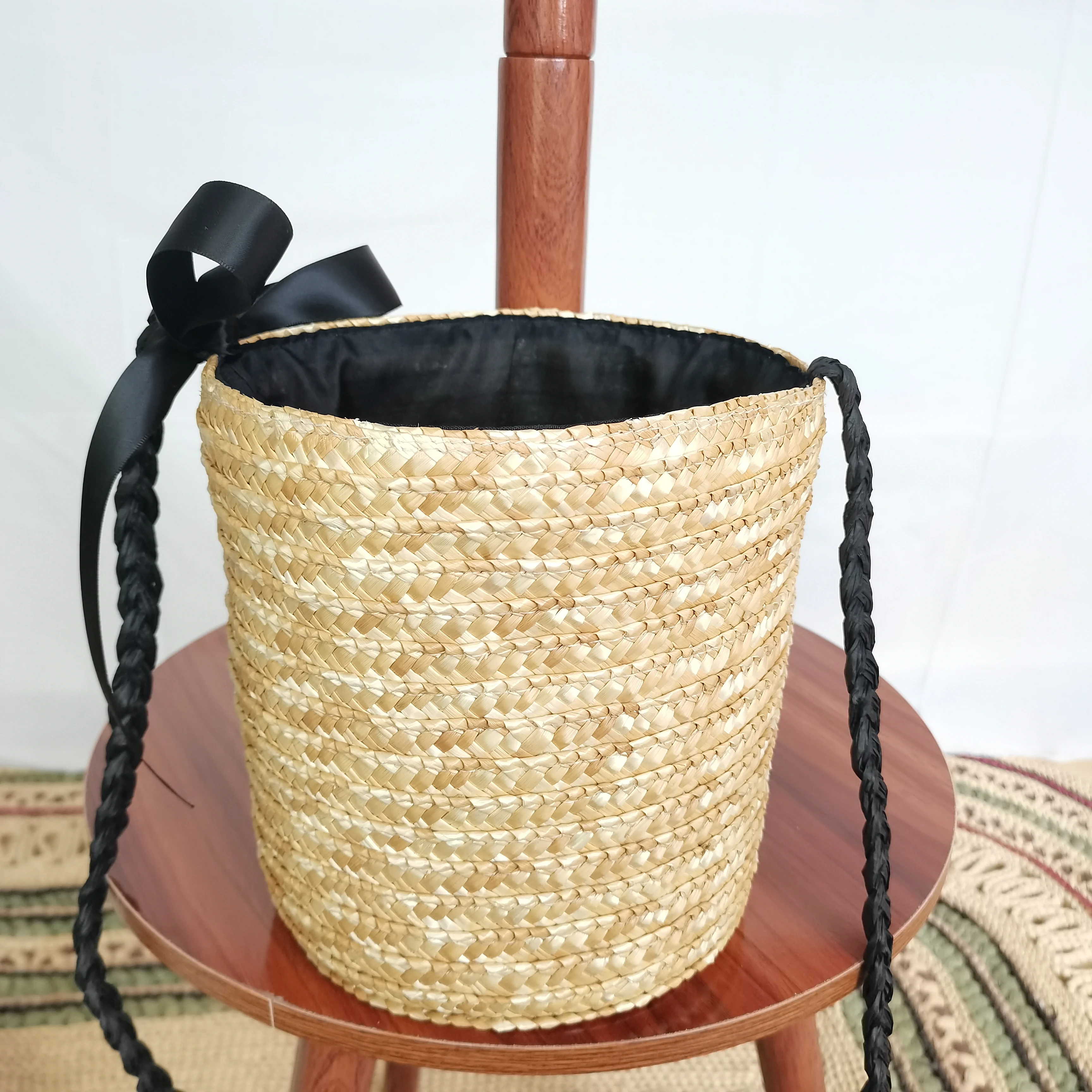 Summer Real Straw Beach Shoulder Bag Bow Ribbon Wheat Straw Basket Handmade Bucket Bag with Woven Handle