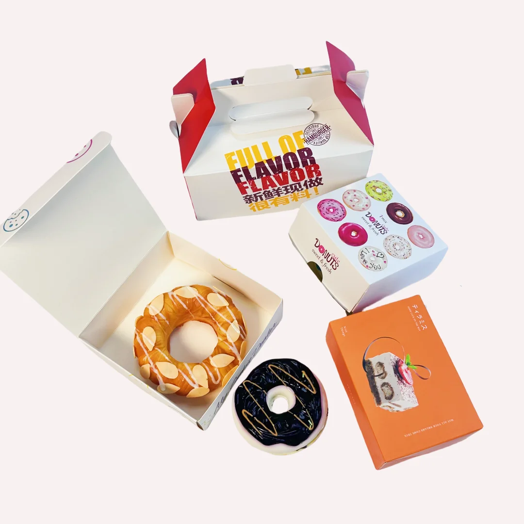 Custom Food Mailer Boxes Mochi Waffle Cookie Pastry Dessert Puff Crepes Bakery Donut Paper Box Packaging with Logo