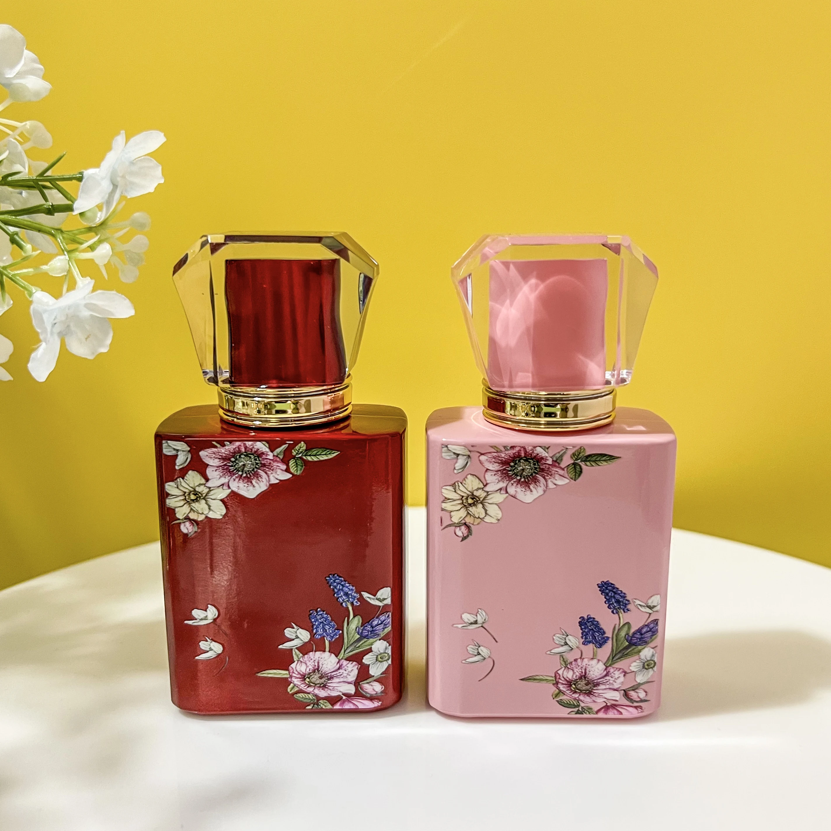 Unique 30ml 50ml Clear Wholesale Oil Spray Bottle Bulk Luxury Empty Glass Refillable Perfume Bottle