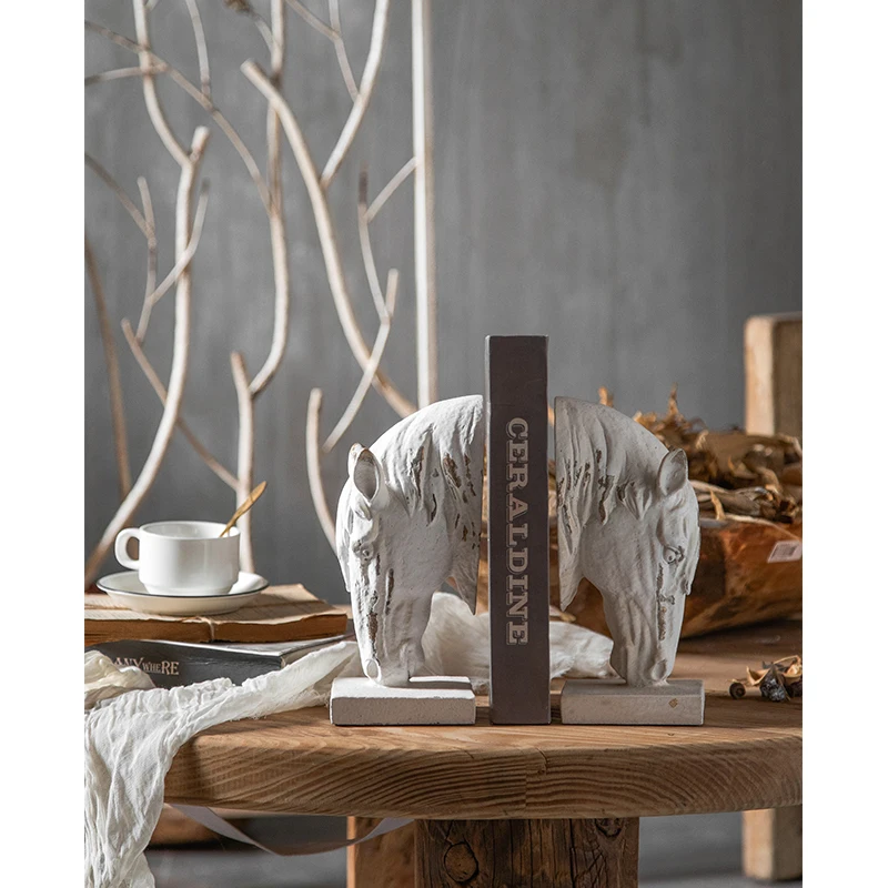 Retro White Horse Distressed Sculpture Decoration Home Decor Art Decorative Resin Bookends