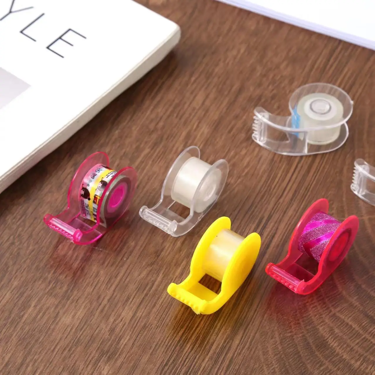 Small Tape Dispenser Portable Tape Holder Tear Tape Cutter Glue Adhesive Paper Machine Base Seat Desktop Cuttin